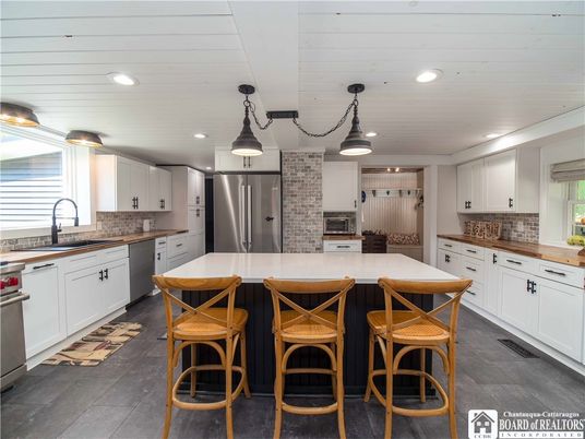 Interior, Kitchen, Pendant Lights, Recessed Lighting, Stainless Steel Appliances