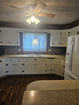 Interior, Kitchen, Pendant Lights, Wood Texture Flooring