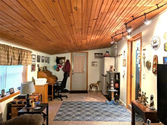 Home Office, Interior, Wooden Ceilings
