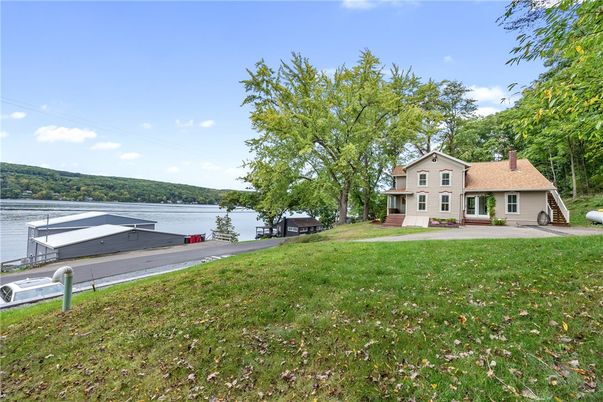Backyard, Exterior, Water