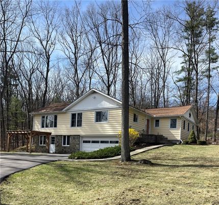 Attached, Backyard, Exterior, Facade, Split Level