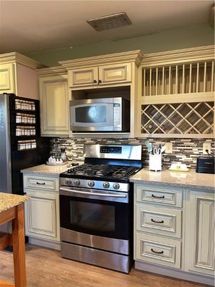 Interior, Kitchen, Stainless Steel Appliances, Wood Texture Flooring
