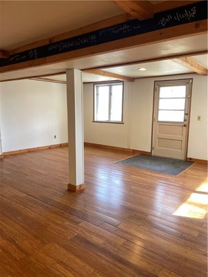 Empty room, Interior, Recessed Lighting, Wooden Beams, Wood Texture Flooring