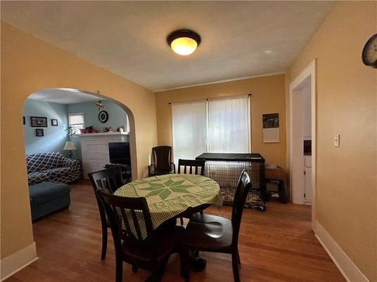 Dining room, Interior, Wood Texture Flooring