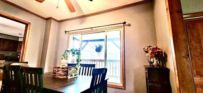 Dining room, Interior