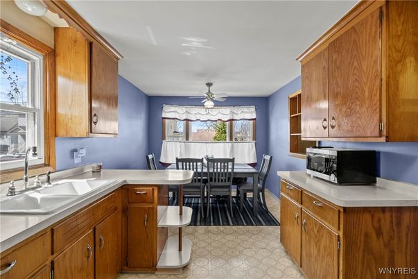 Dining room, Interior
