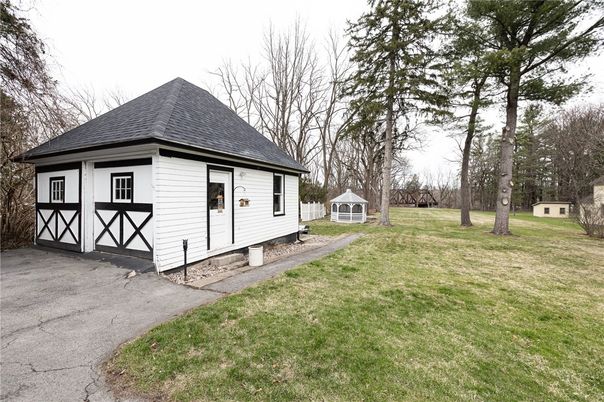 Backyard, Detached Garage, Exterior