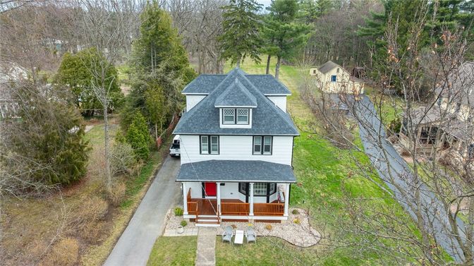 Exterior, Drone