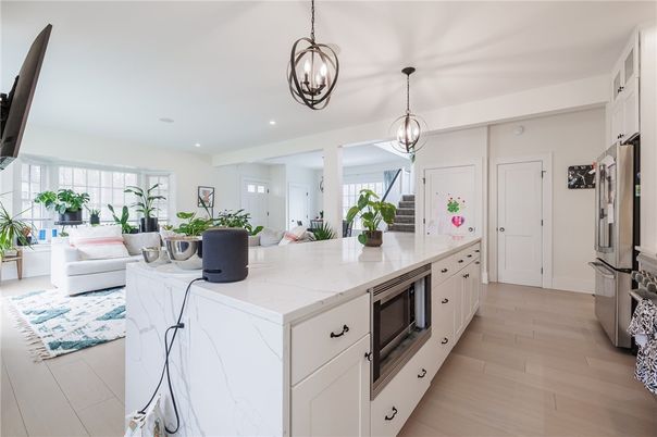 Interior, Kitchen, Living room, Pendant Lights, Recessed Lighting, Wood Texture Flooring