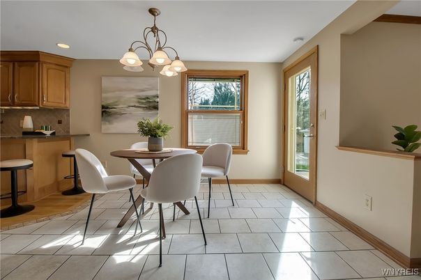 Chandelier, Dining room, Interior, Recessed Lighting
