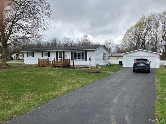 Backyard, Detached Garage, Exterior