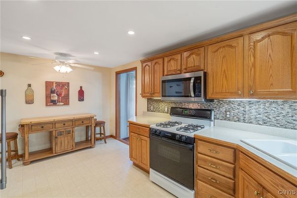 Interior, Kitchen, Recessed Lighting