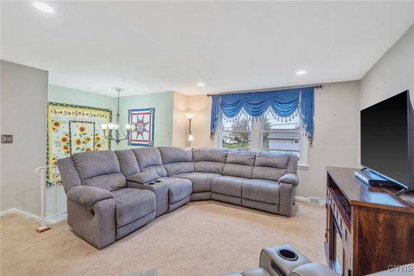 Interior, Living room, Pendant Lights, Recessed Lighting