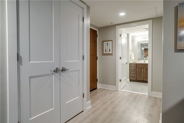 Bathroom, Interior, Recessed Lighting, Wood Texture Flooring