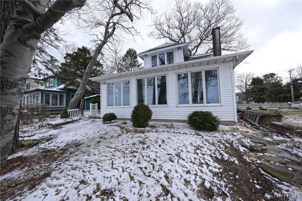 Backyard, Exterior, Facade, American Foursquare