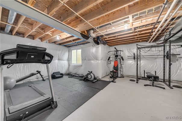 Fitness Equipment, Interior, Wooden Beams