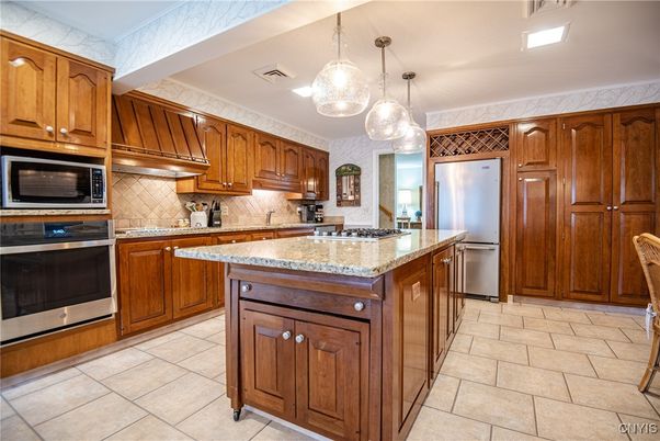 Interior, Kitchen, Pendant Lights, Stainless Steel Appliances