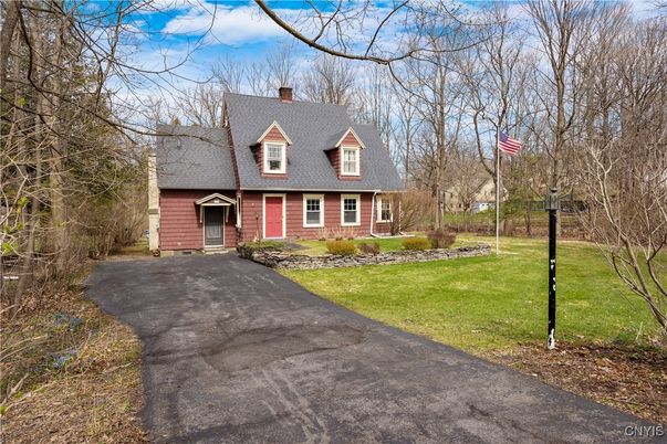 Backyard, Exterior, Facade, Cape Cod