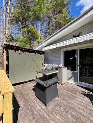 Exterior, Hot Tub