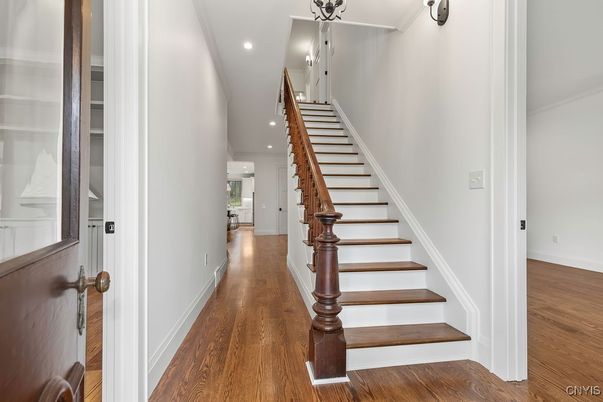 Interior, Pendant Lights, Recessed Lighting, Wood Texture Flooring