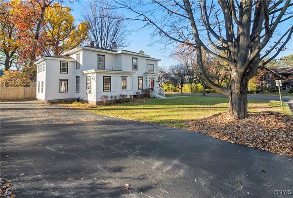 Backyard, Exterior, Facade, Farmhouse