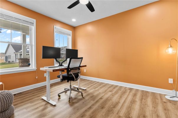 Home Office, Interior, Recessed Lighting, Wood Texture Flooring