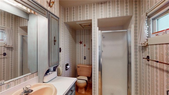 Bathroom, Glass Shower, Interior