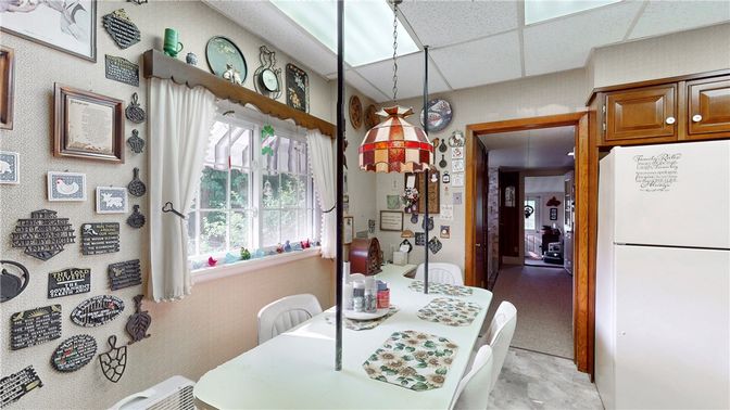 Dining room, Interior