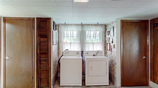 Interior, Utility Closets, Washer