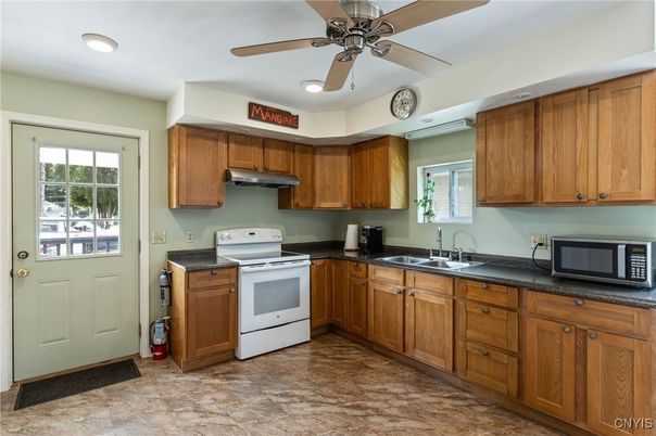 Interior, Kitchen, Recessed Lighting