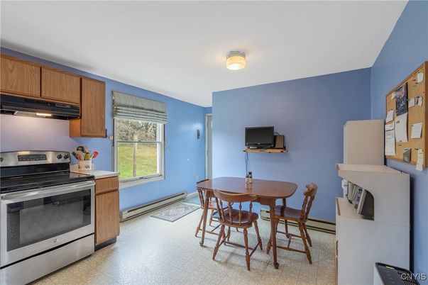 Dining room, Interior, Kitchen, Stainless Steel Appliances