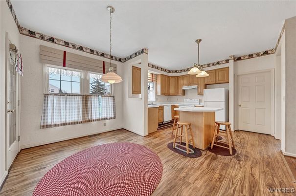 Interior, Kitchen, Pendant Lights, Wood Texture Flooring