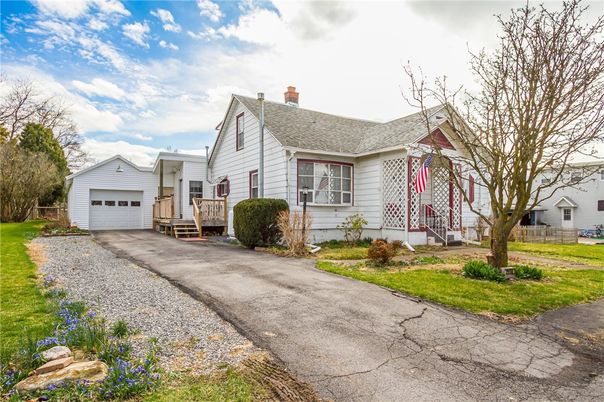 Backyard, Detached Garage, Exterior