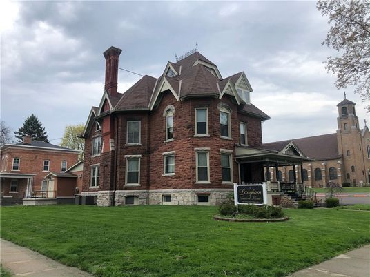 Exterior, Facade, Brick Facade, Queen Anne Victorian