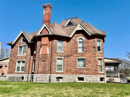 Exterior, Facade, Brick Facade, Brick Traditional
