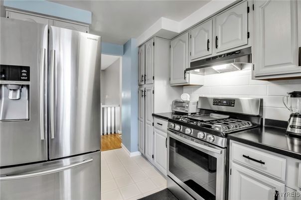 Interior, Kitchen, Stainless Steel Appliances