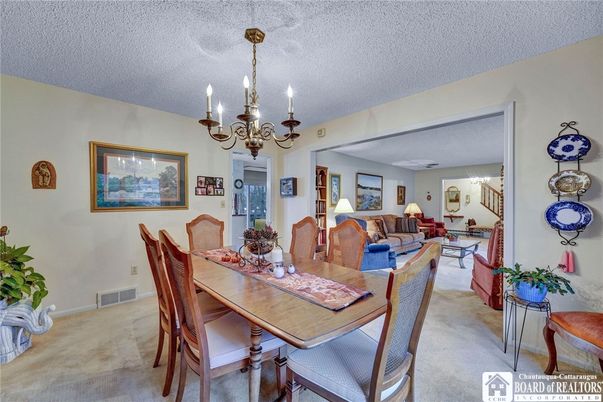 Chandelier, Dining room, Interior, Living room