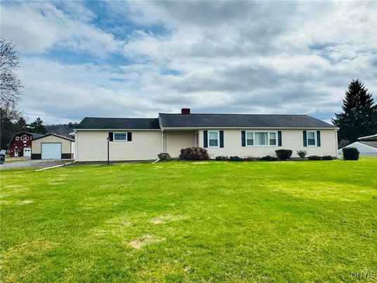 Backyard, Detached Garage, Exterior