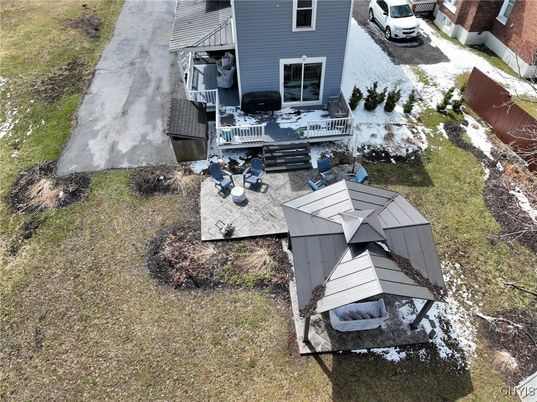 Exterior, Drone