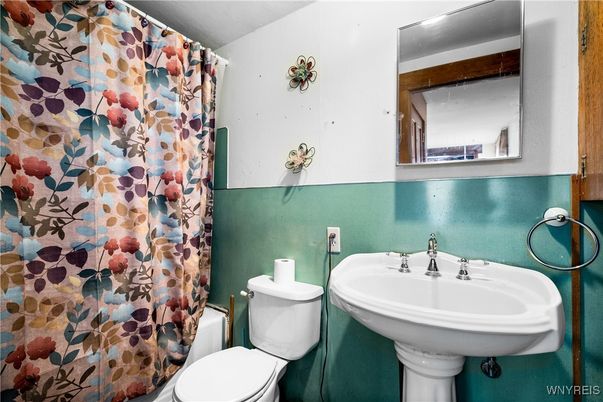 Bathroom, Interior