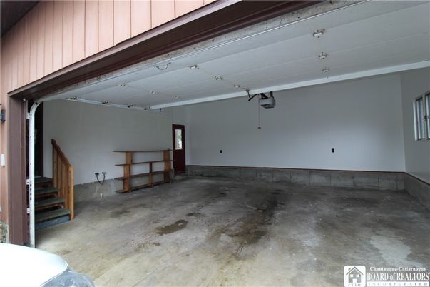 Garage, Interior