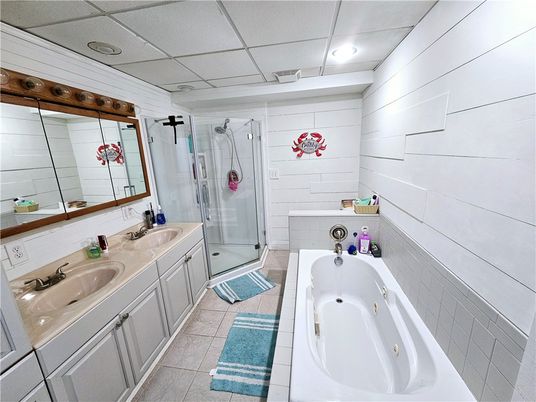 Bathroom, Dual Sink Vanities, Glass Shower, Interior, Recessed Lighting