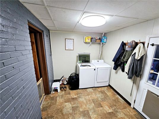 Interior, Stone Walls, Washer