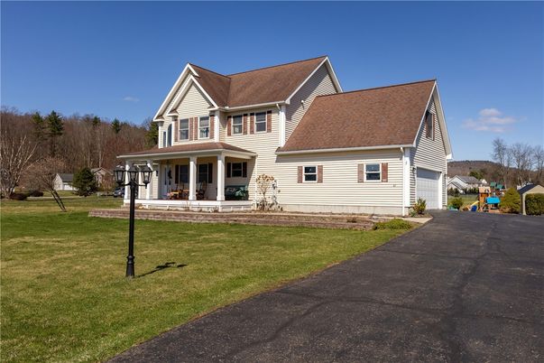 Backyard, Exterior, Facade, Farmhouse