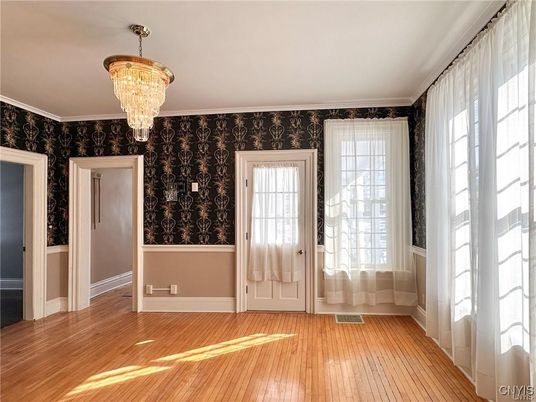 Chandelier, Empty room, Interior, Wood Texture Flooring