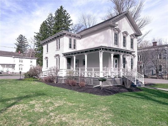 Backyard, Exterior, Facade, Farmhouse