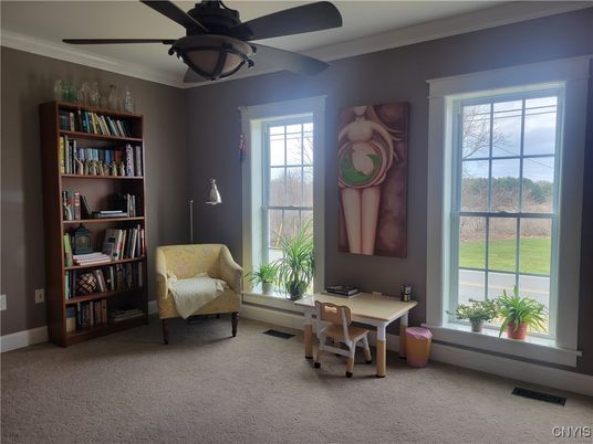 Home Office, Interior