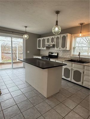 Interior, Kitchen, Pendant Lights