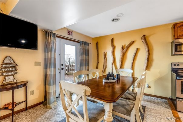 Dining room, Interior