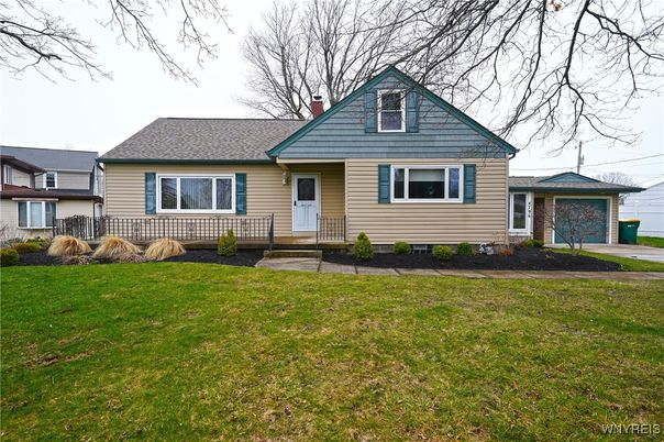 Attached, Backyard, Exterior, Facade, Cape Cod